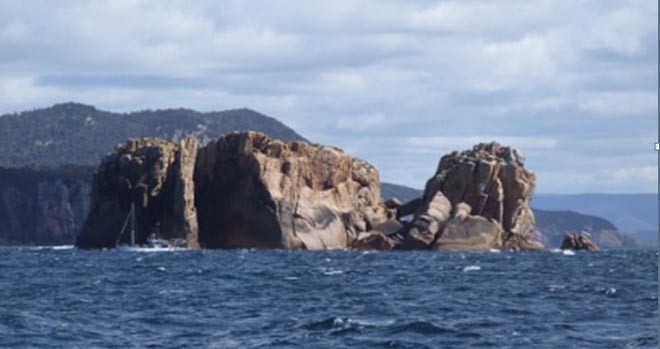 Brisk conditions out of Wineglass Bay © VDLCC http://www.ryct.org.au